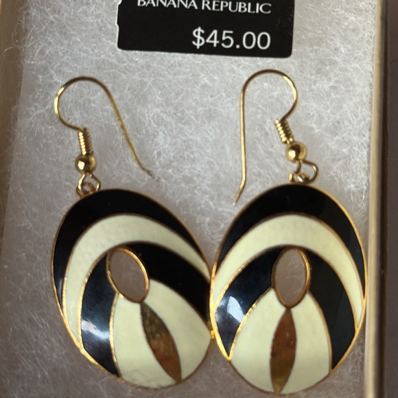 Banana Republic | Jewelry | Banana Republic Black And Gold Geometric ...